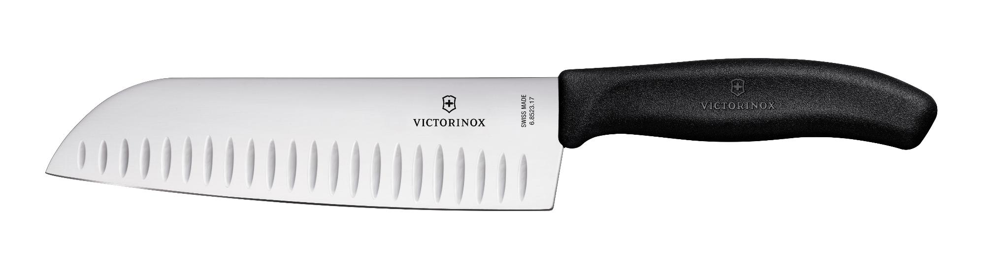 Santoku with a Swiss Classic scalloped edge, 17 cm